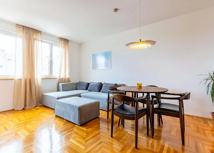 Amarena Studio With Free Private Parking